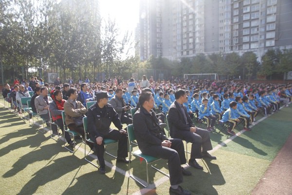 国美家园小学学生防恐自护体验活动