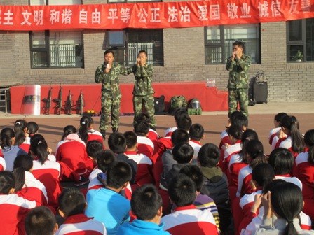 北达资源中学“防恐防暴讲座”圆满成功