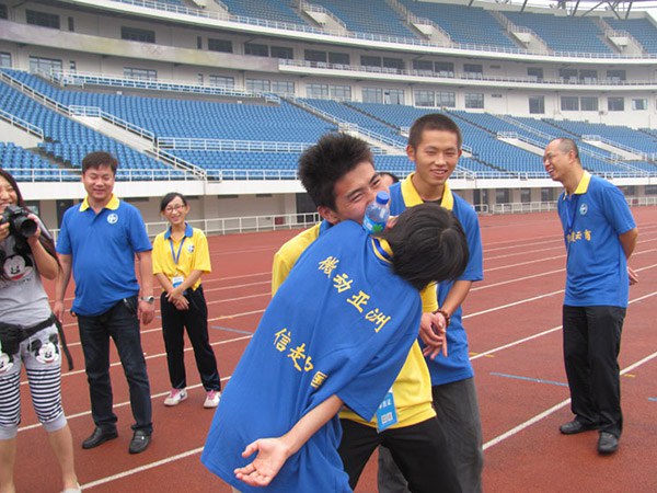 “微道云商”销售团队在奥体中心基地学习并进行团队打造