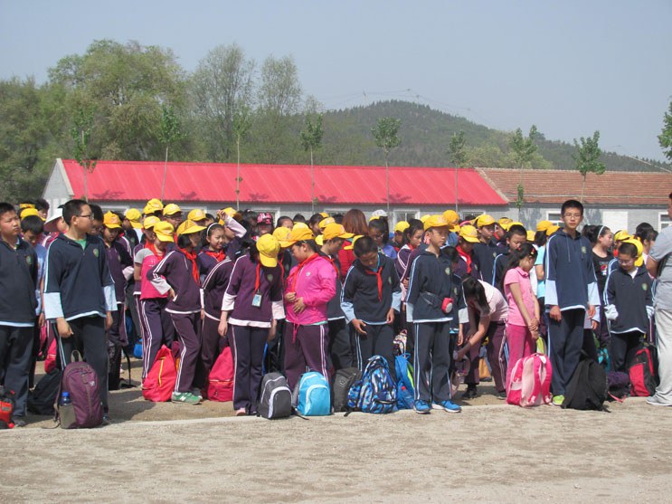 “播种希望 放飞梦想”海淀实验二小种植拓展活动