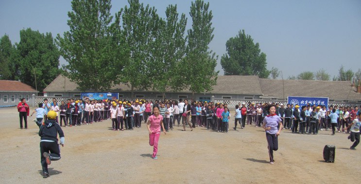 “播种希望 放飞梦想”海淀实验二小种植拓展活动