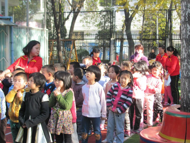 西坝河三幼主园、望京分园防恐及安全疏散培训及演练