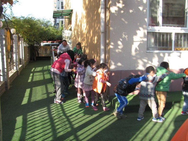 西坝河三幼主园、望京分园防恐及安全疏散培训及演练