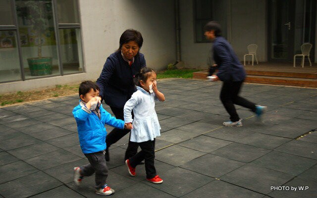 朝阳教委民办幼儿园园长观摩可儿幼儿园防恐、防火常识及安全疏散演习