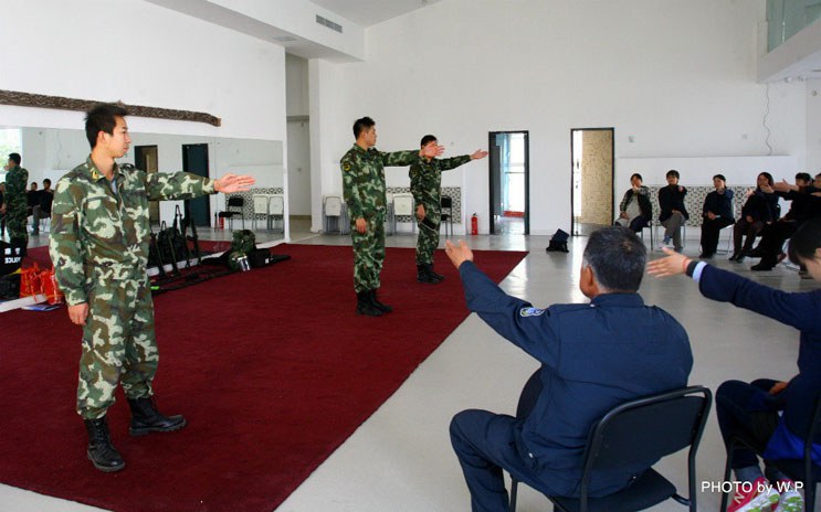 朝阳教委民办幼儿园园长观摩可儿幼儿园防恐、防火常识及安全疏散演习