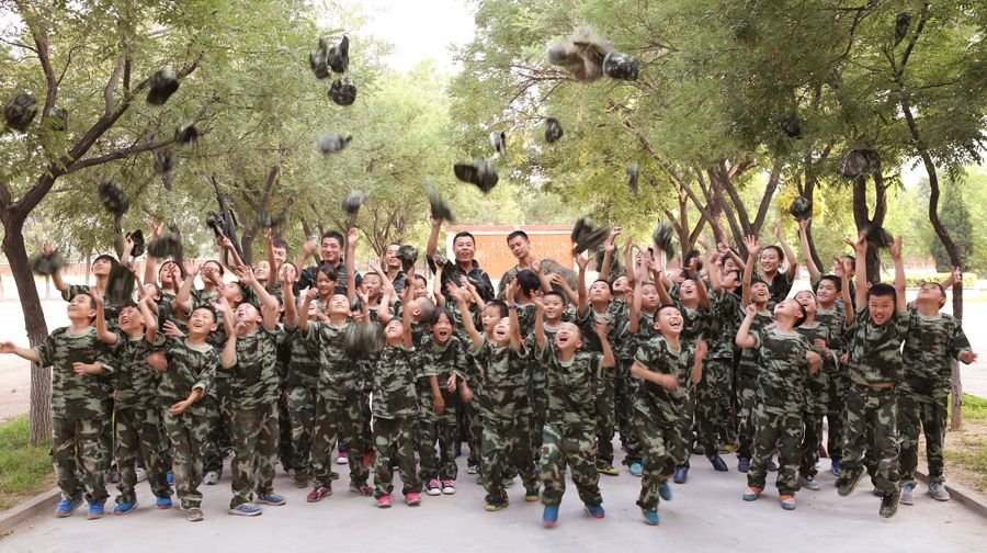 超级战士 ——巨峰成长(二十八天)军事夏令营