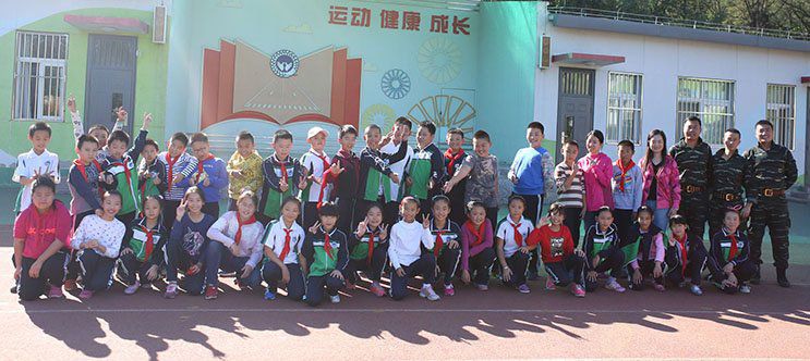 和平小学防恐防暴安全自护、自救互救体验式