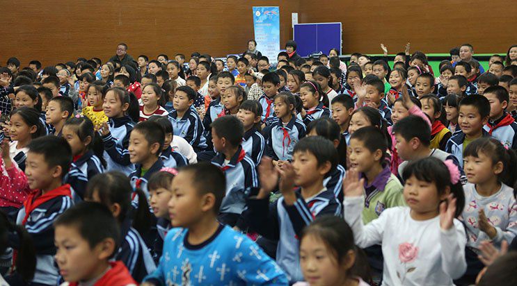 大牛坊小学开展防恐防暴安全自护体验活动