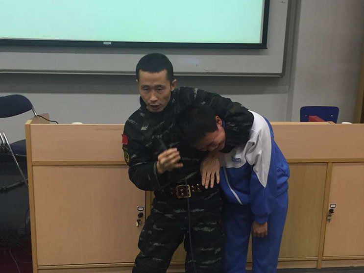 北达资源中学反恐培训