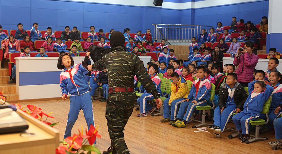 海淀区培英小学防恐培训