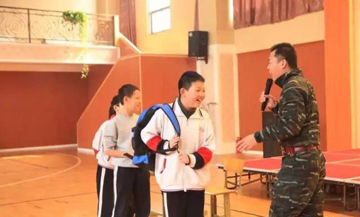 防恐安全从我做起——陈经纶中学帝景分校