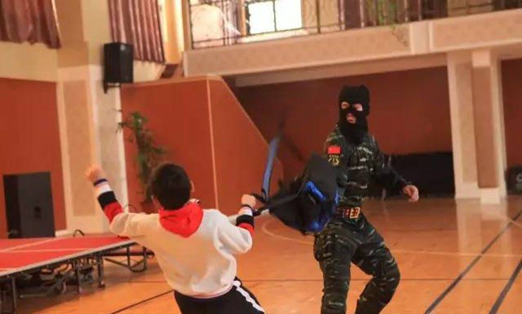 防恐安全从我做起——陈经纶中学帝景分校