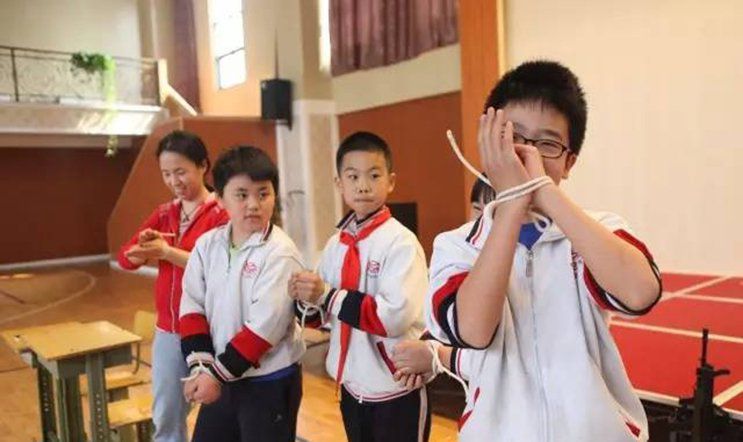 防恐安全从我做起——陈经纶中学帝景分校