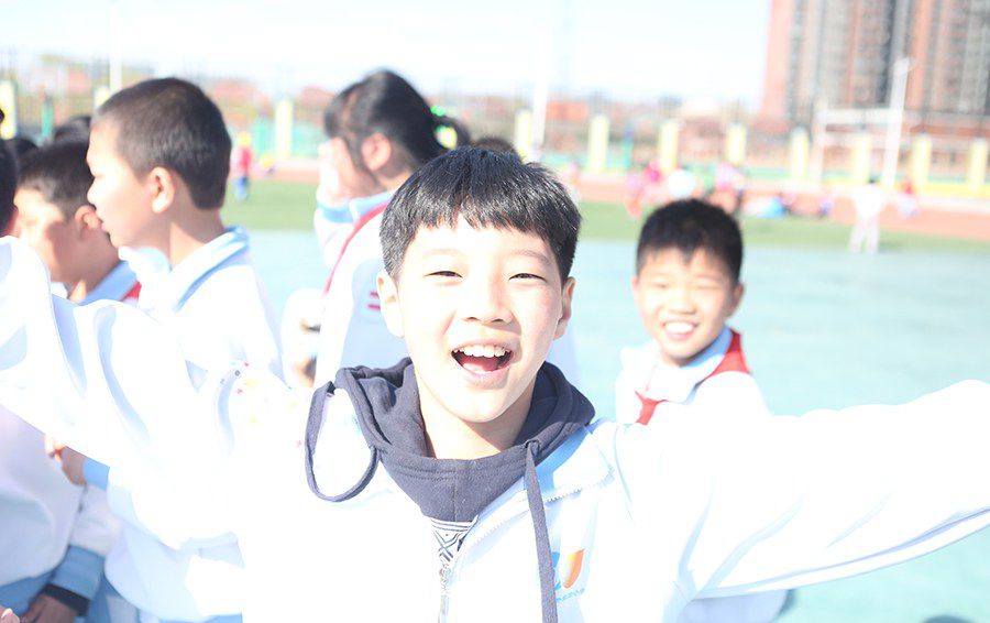 简单中的不简单——东升实验小学军训培训