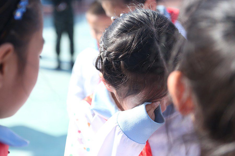 简单中的不简单——东升实验小学军训培训