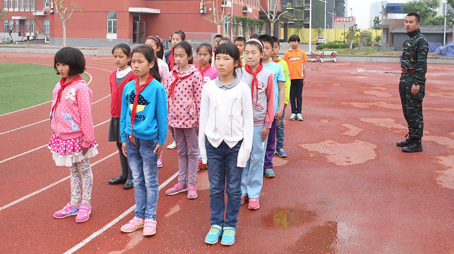 东升实验小学升旗仪式