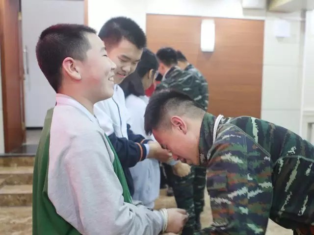 首都医科大学附属中学防恐防暴培训