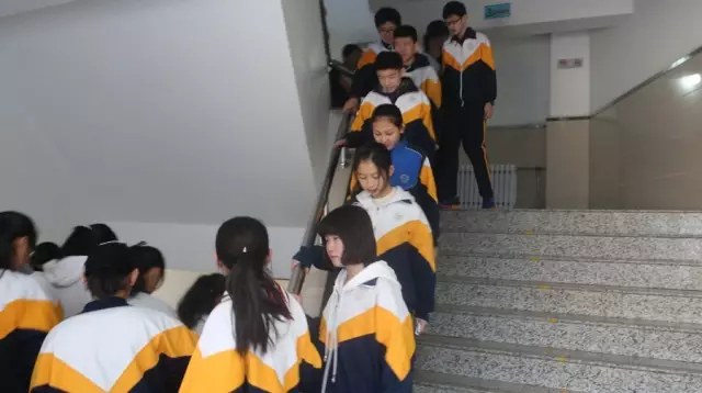 北京师范大学朝阳附属中学安全疏散演练