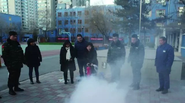 中国科学院附属实验学校消防安全疏散演练