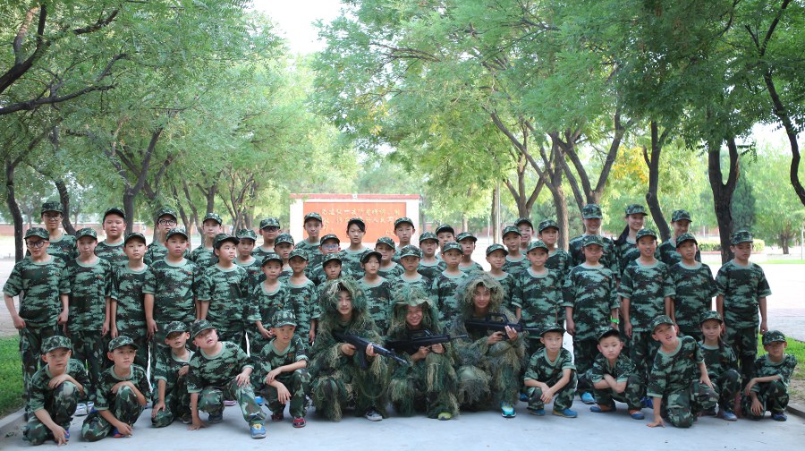 巨峰夏令营开营仪式