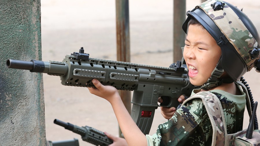 最受欢迎的巨峰真人CS作战