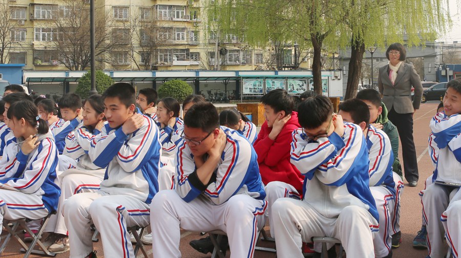 再次走进中国科学院附属实验学校 防恐防暴体验活动