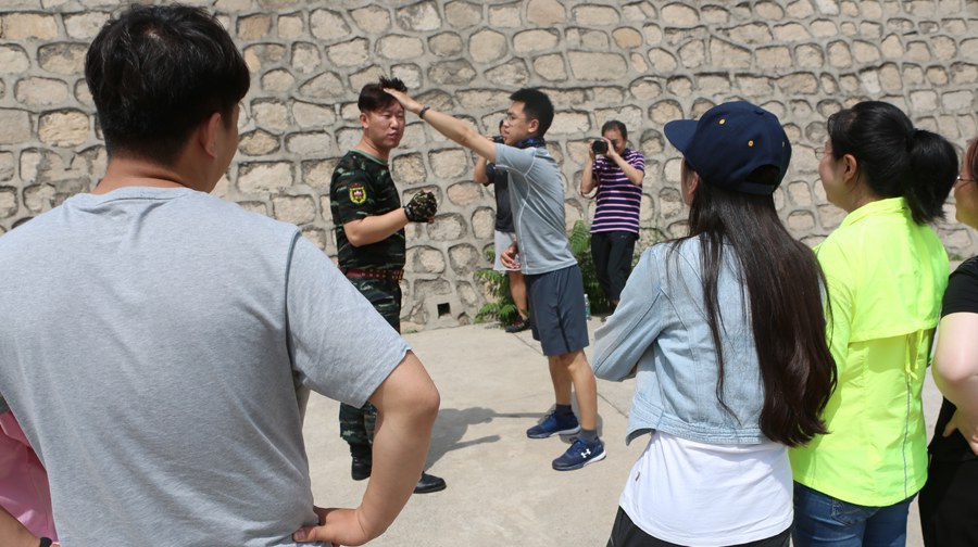 2017年度富盛大厦“鹫峰国家森林公园之旅”户外拓展安全培训活动