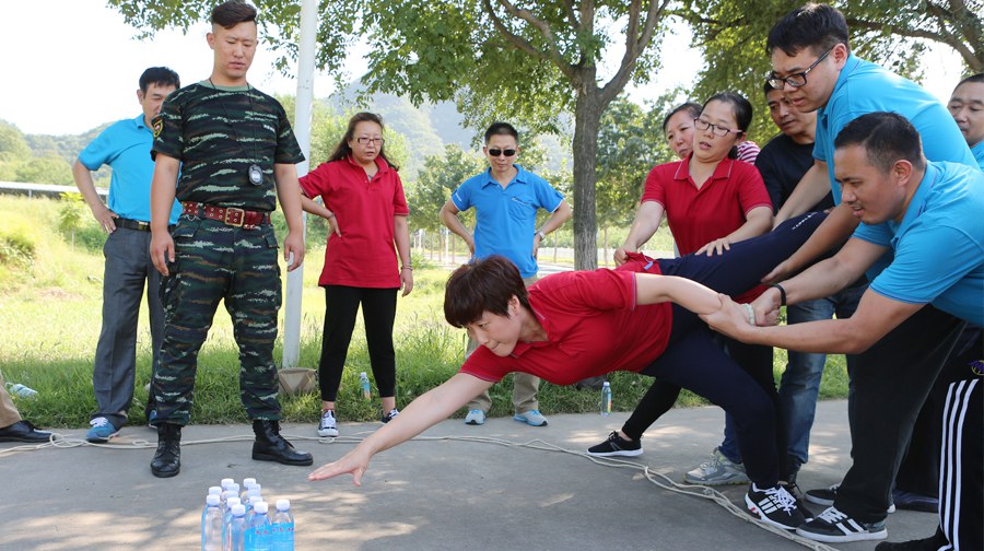 北京金叶物业户外拓展活动