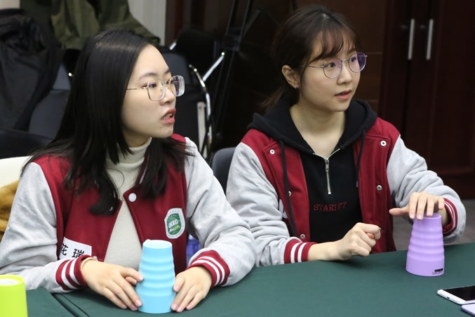 巨峰教育为北京外国语大学管理层工作人员开展拓展活动 巨峰教育为北京外国语大学管理层工作人员开展拓展活动